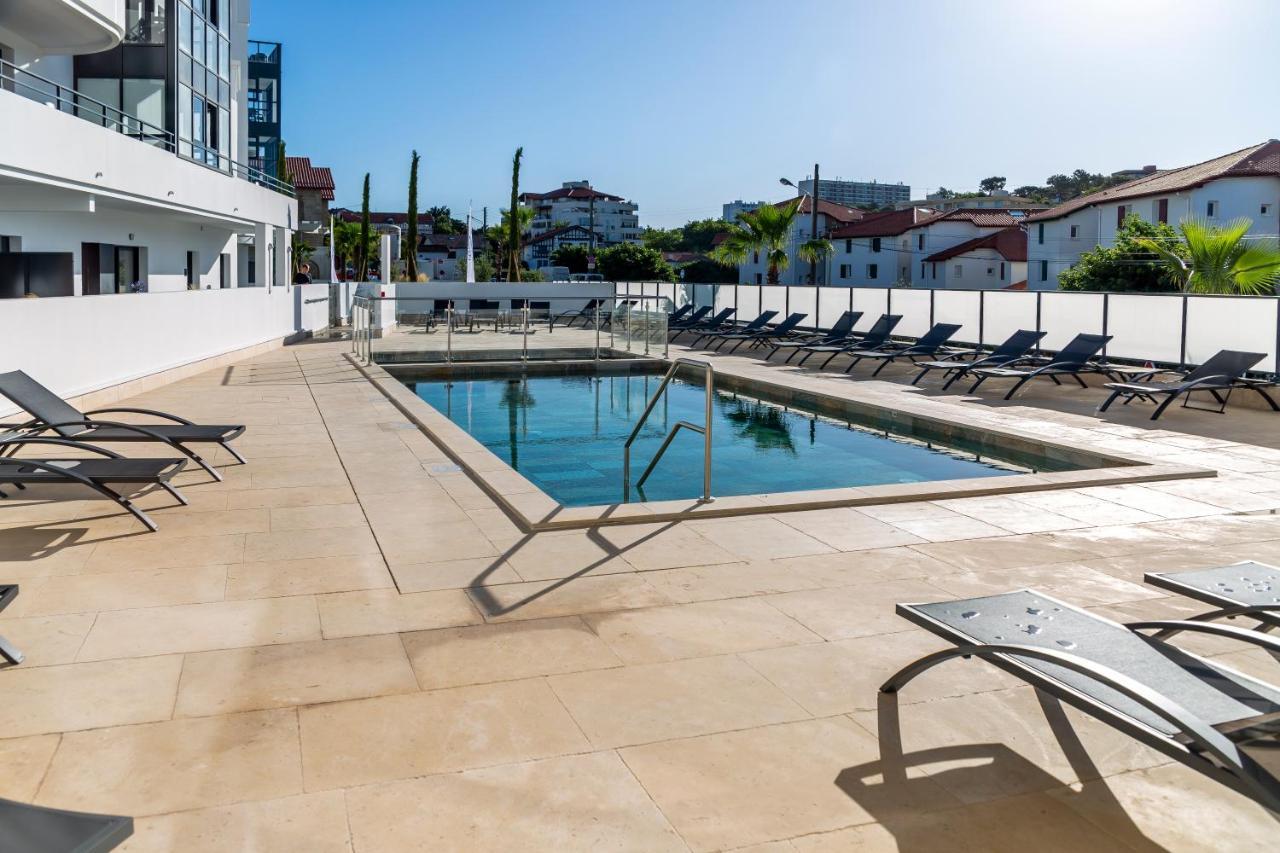 Nemea Appart Hotel Les Hauts De Milady Biarriz Exterior foto